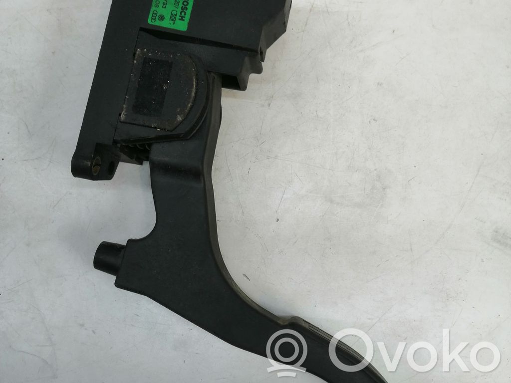 Volkswagen Polo Pedał gazu / przyspieszenia 