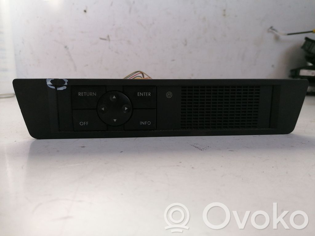 Volkswagen PASSAT B5 GPS navigation control unit/module 