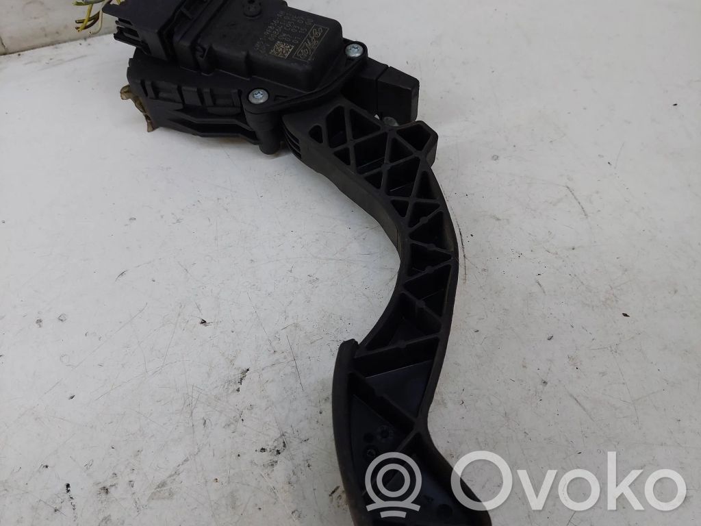Ford Focus Accelerator throttle pedal 