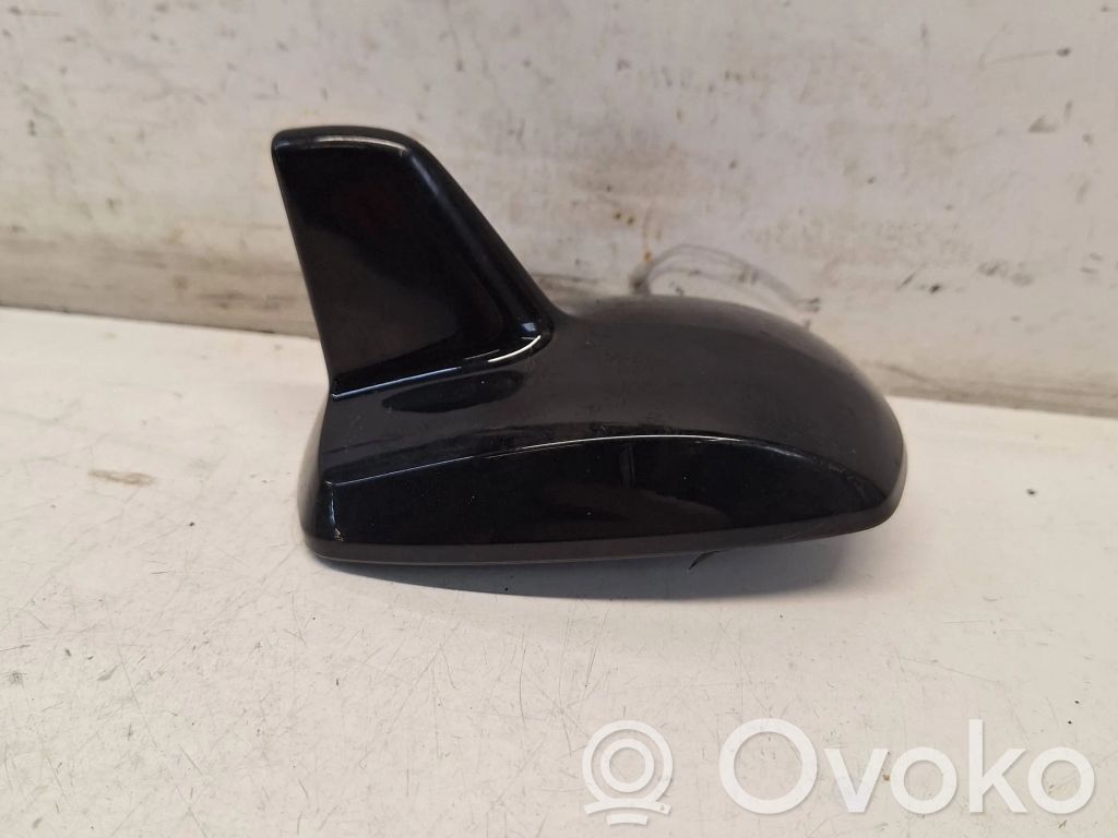 Mercedes-Benz E W212 GPS-pystyantenni 