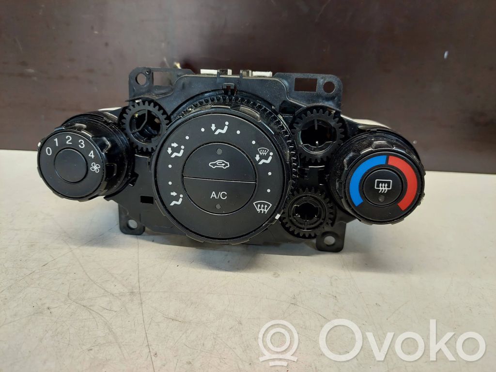 Ford Fiesta Climate control unit 