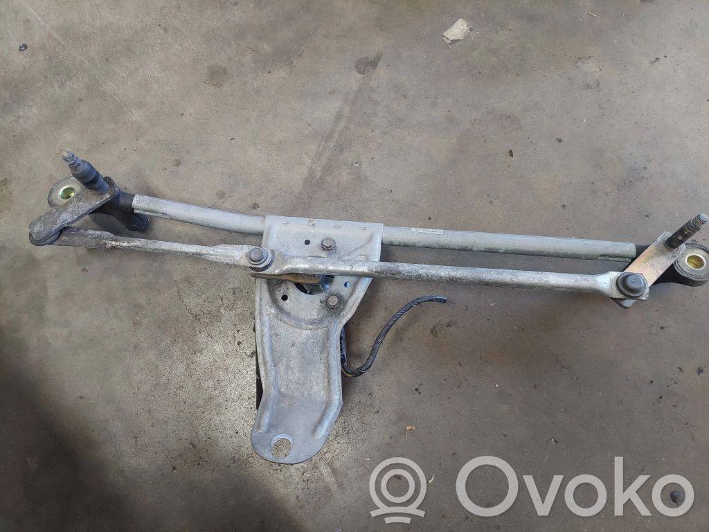BMW X5 E53 Front wiper linkage and motor 