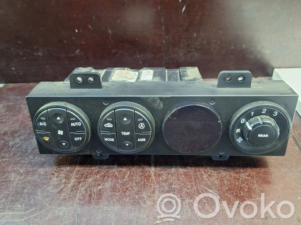 KIA Carnival Climate control unit 