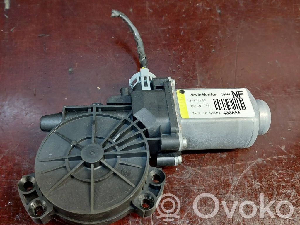 Hyundai Sonata Silnik regulatora szyby drzwi przednich 