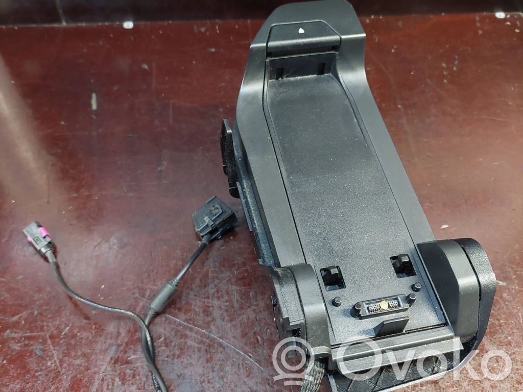 BMW 5 E60 E61 Kita salono detalė 