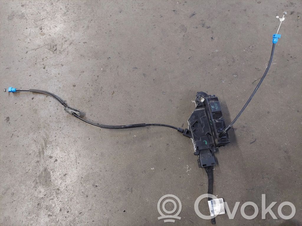 Citroen C4 I Picasso Priekšpusē slēdzene 