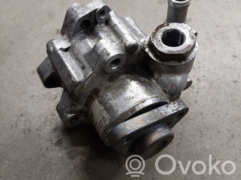 Audi A4 S4 B6 8E 8H Servopumpe 