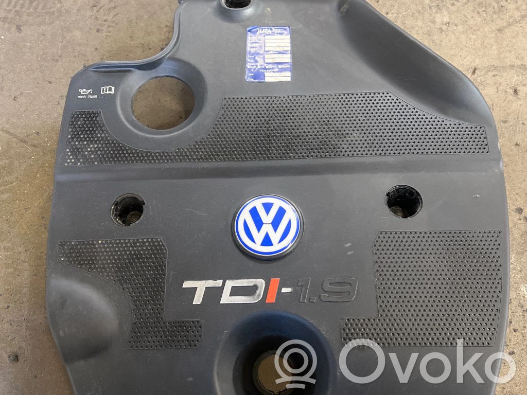 Volkswagen Bora Osłona górna silnika 