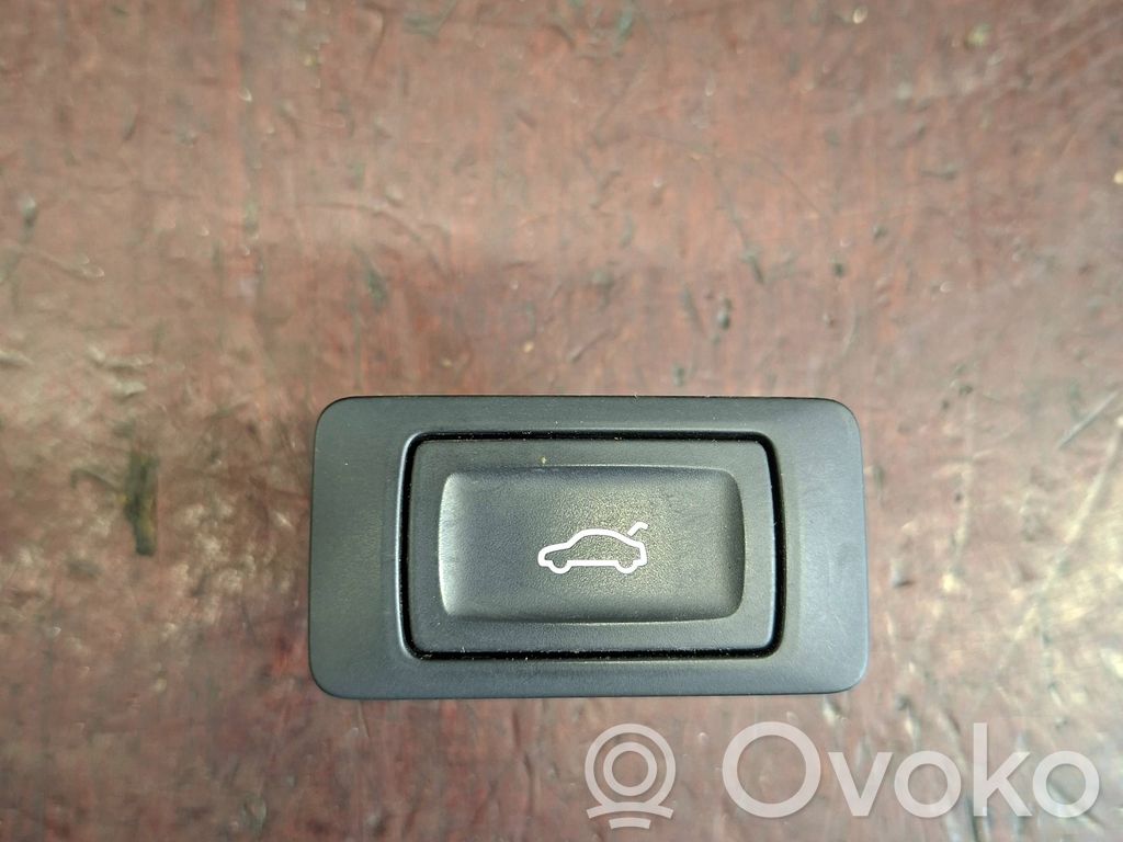 Botón interruptor de maletero abierto   4G0959831A,10091164,20122017