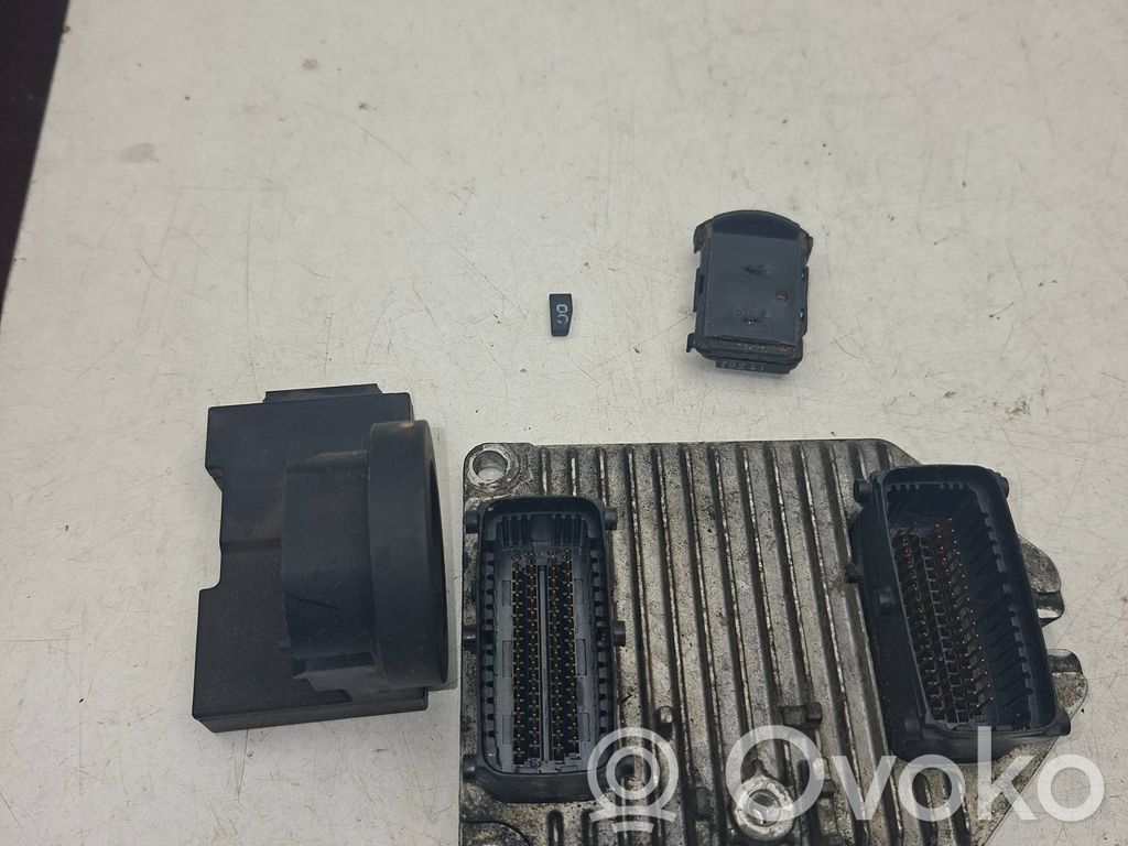 Opel Meriva A Engine ECU kit and lock set 