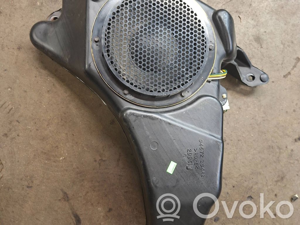 Chrysler PT Cruiser Subwoofer 