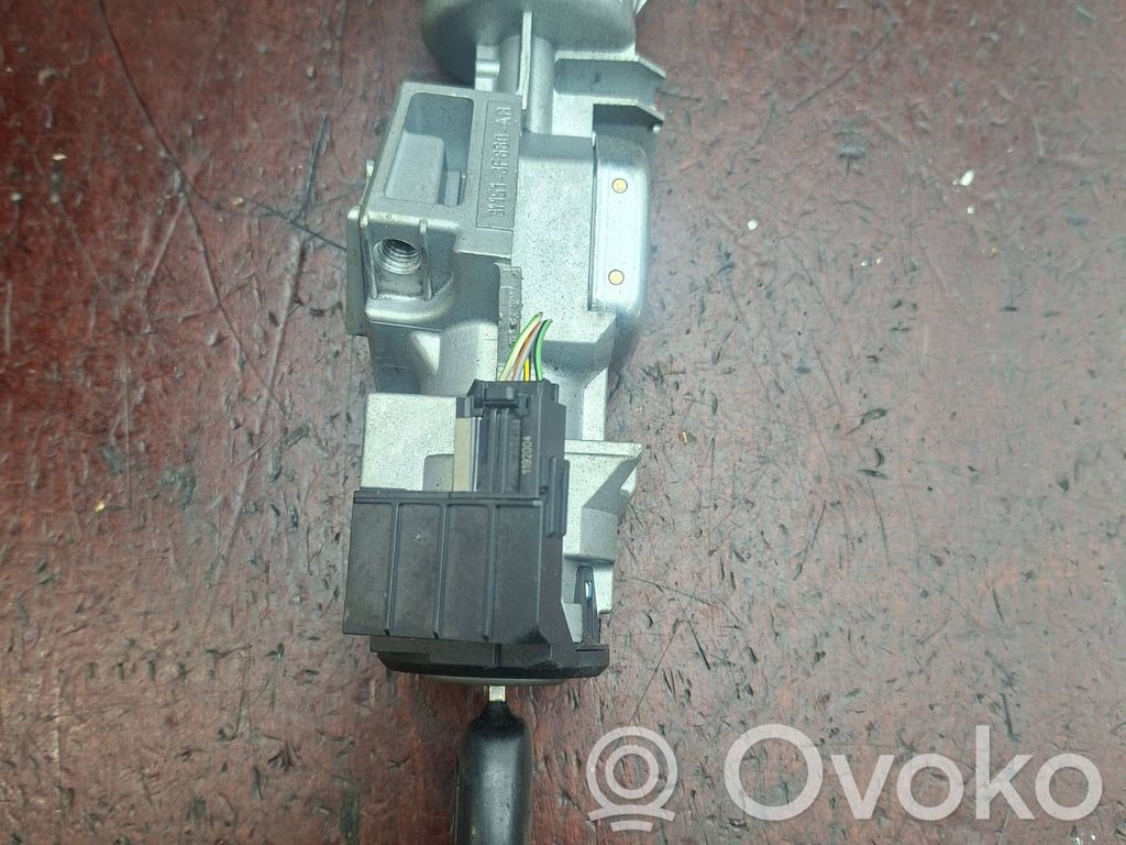 Ford Focus C-MAX Contact aprindere 