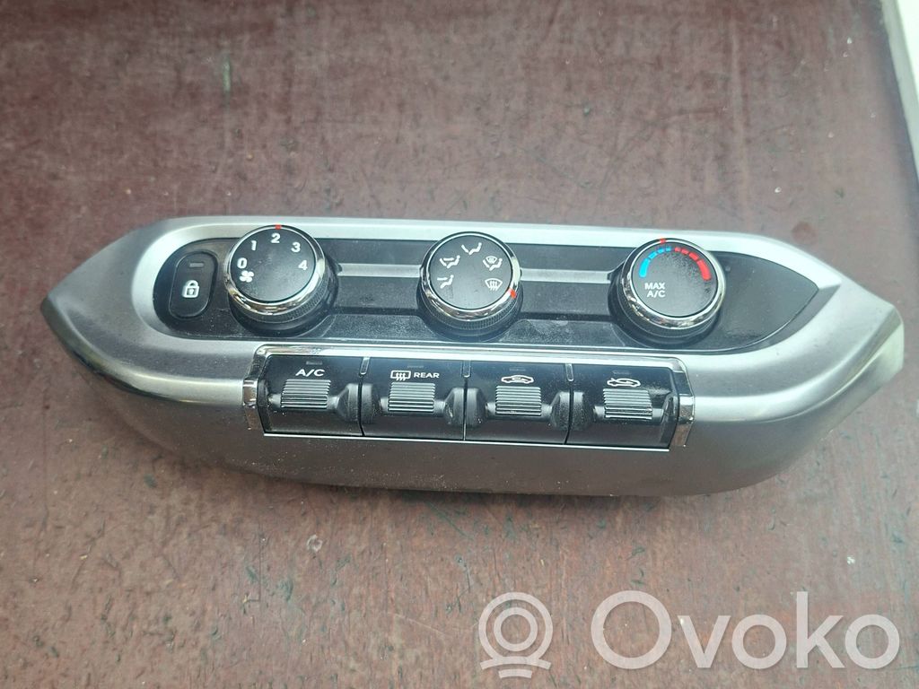 KIA Rio Climate control unit 