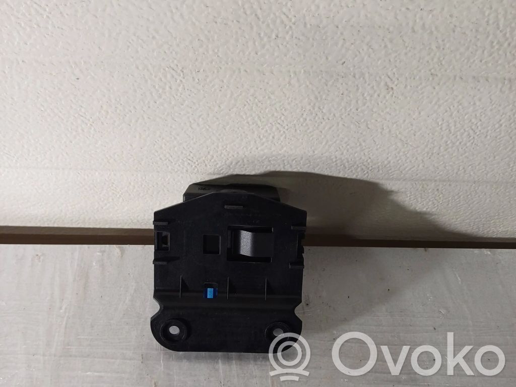 Porsche Macan (95B) Light module LCM 