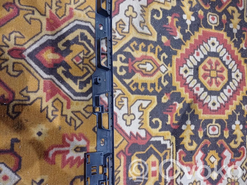 Porsche Macan (95B) Sill supporting ledge 