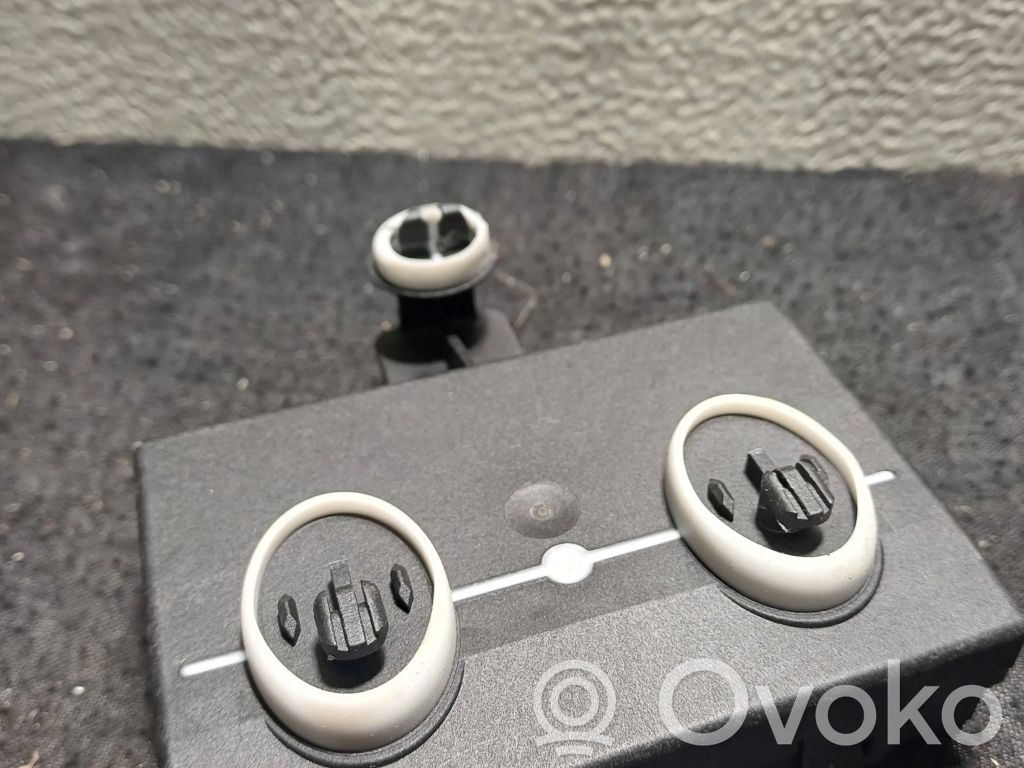 Porsche Macan (95B) Door control unit/module 