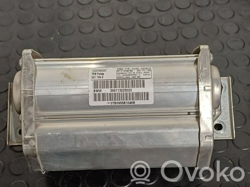BMW 3 E90 E91 Keleivio oro pagalvė 