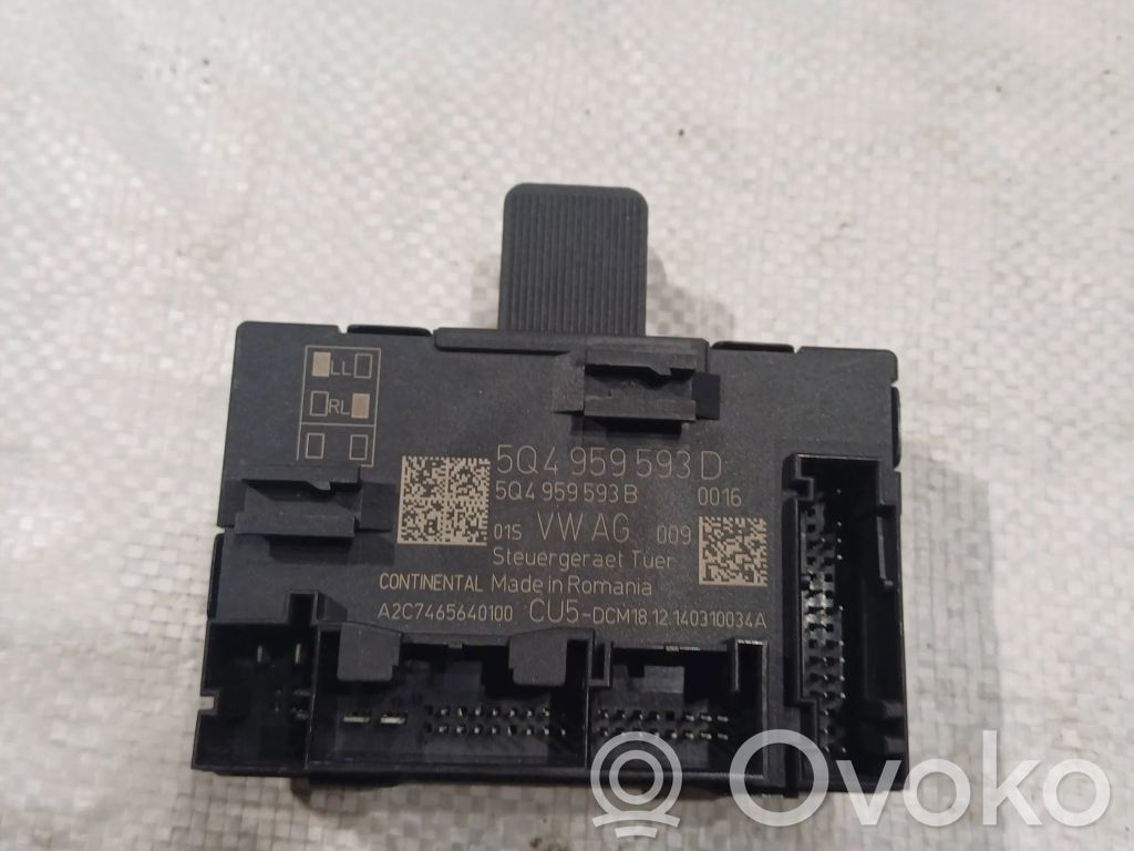 Volkswagen PASSAT B8 Door control unit/module 