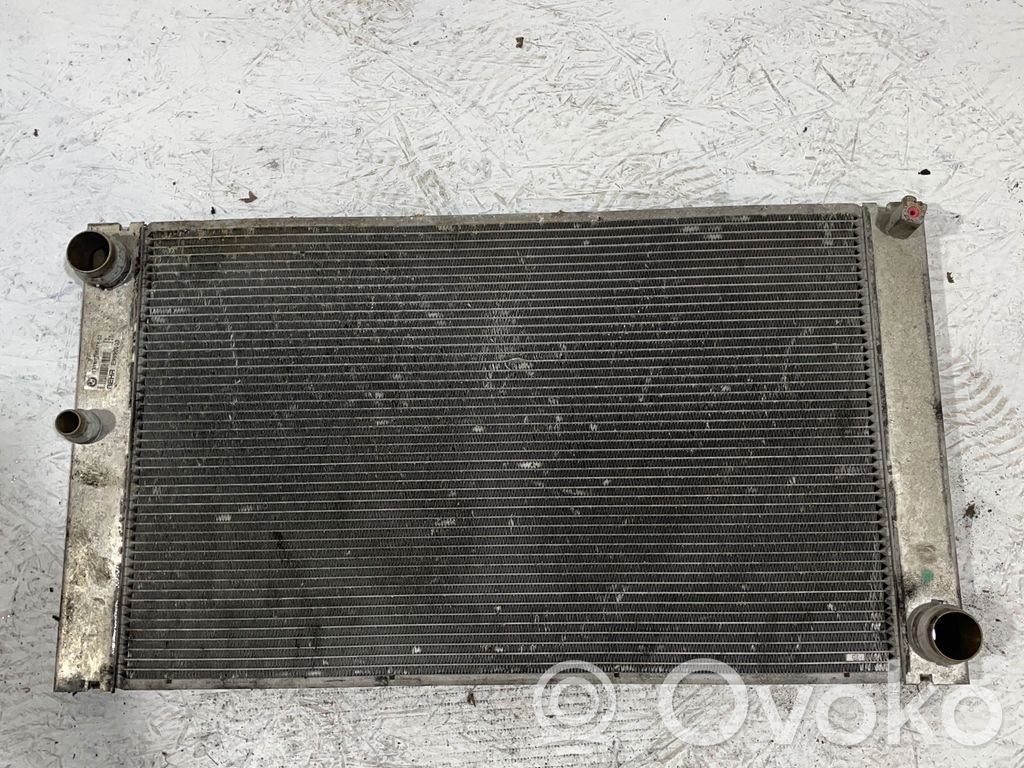 BMW 5 E60 E61 Aušinimo skysčio radiatorius 