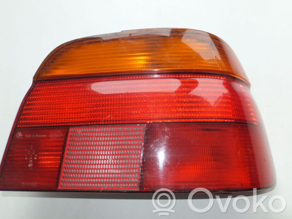 Takavalot   8358032,2VP00724002,BMW8358032,BMW8358032