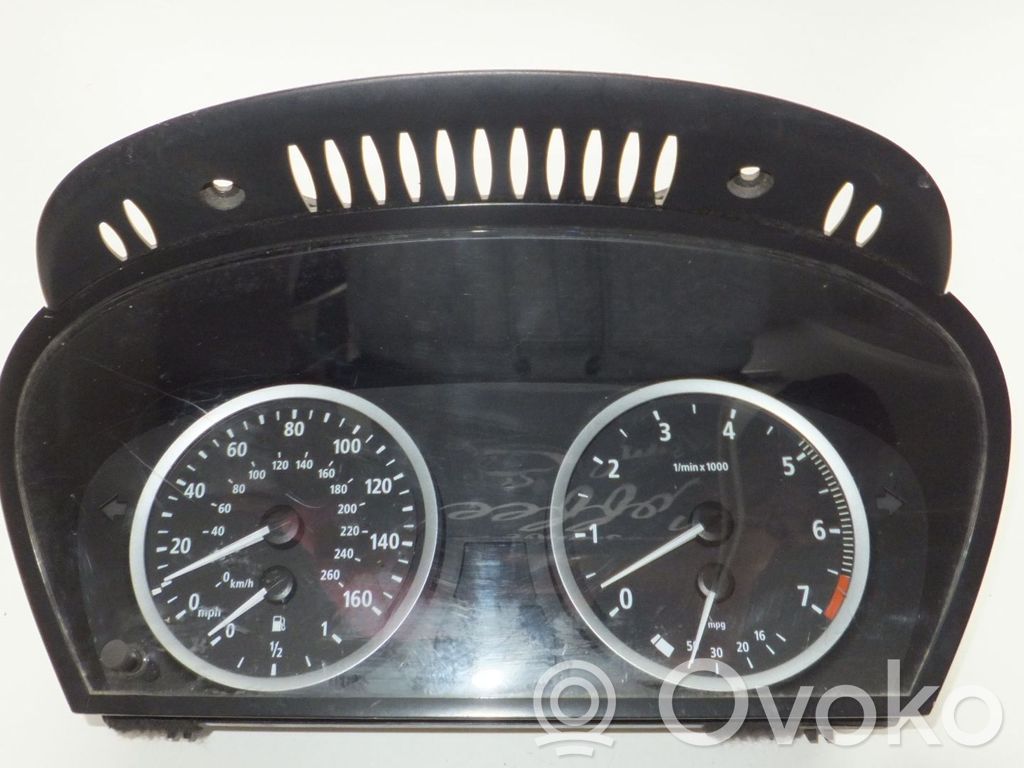 BMW 5 E60 E61 Nopeusmittari (mittaristo) 