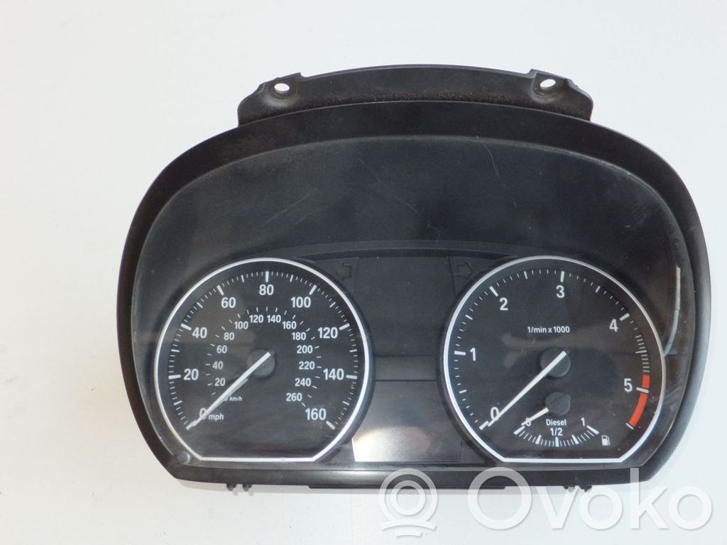 BMW 1 E81 E87 Nopeusmittari (mittaristo) 