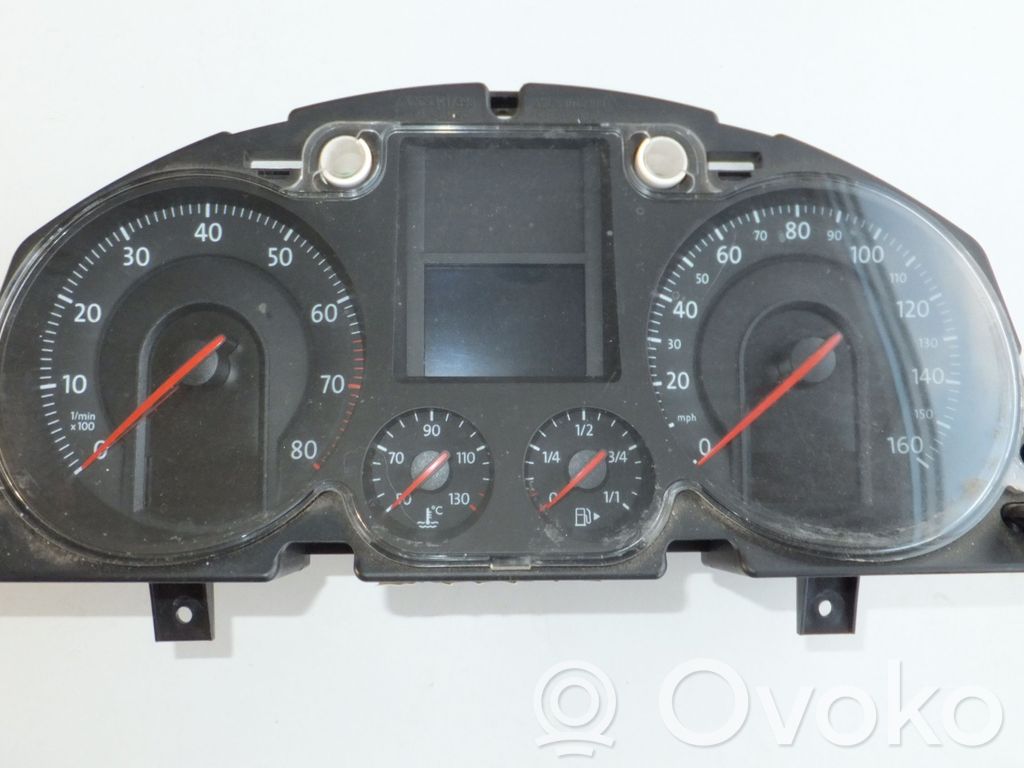 Volkswagen PASSAT B6 Vitezometru (grup de instrumente) 