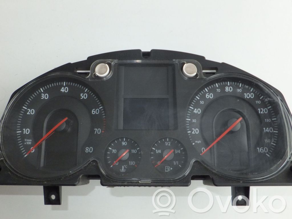 Volkswagen PASSAT B6 Vitezometru (grup de instrumente) 