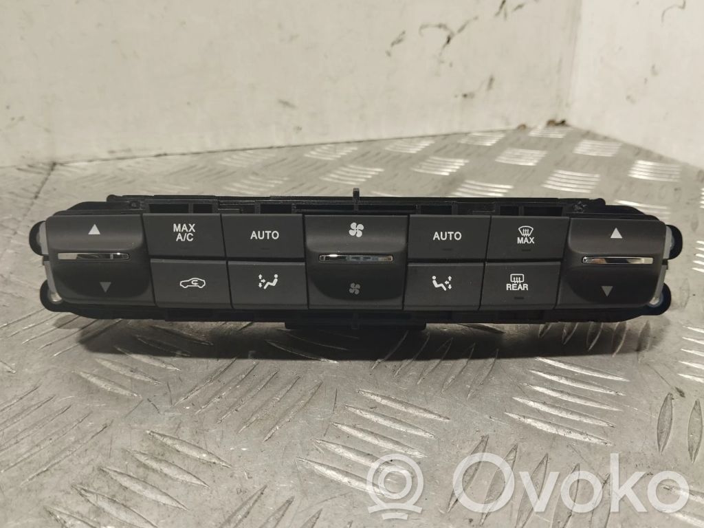 Maserati Levante Climate control unit 
