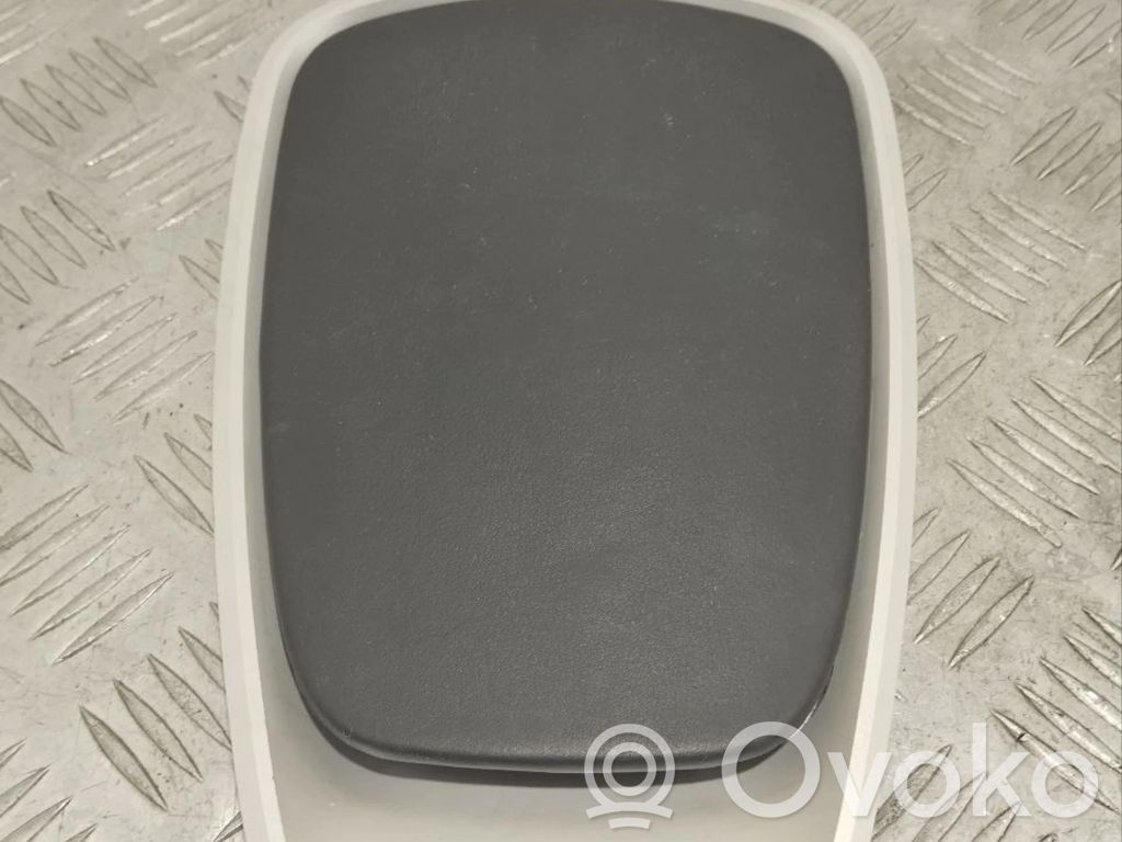 Aston Martin DB11 Rivestimento altoparlante centrale cruscotto 