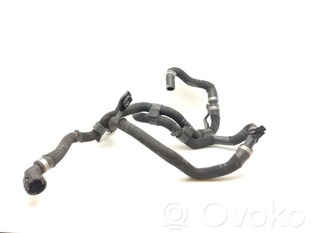 Porsche Taycan 9J1 Engine coolant pipe/hose 