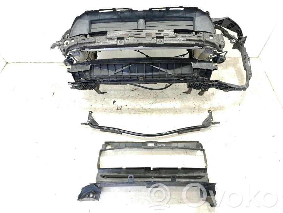 Porsche Macan (95B) Radiator support slam panel 