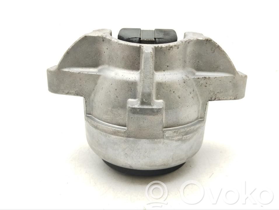 Porsche Panamera (971) Engine mount bracket 