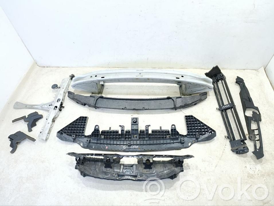 Radiatoru panelis   57705AN00A,L5465