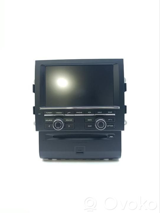 Porsche Macan (95B) Radio/CD/DVD/GPS head unit 