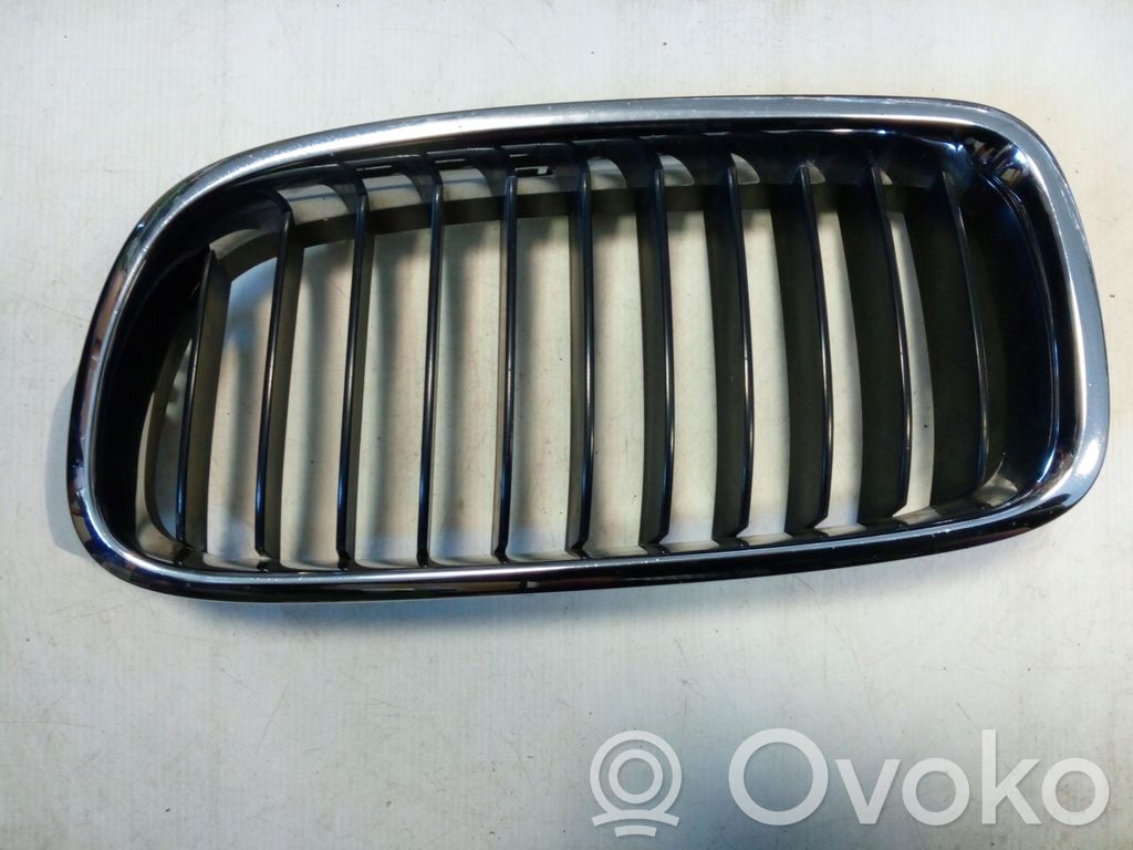 BMW 3 F30 F35 F31 Front bumper upper radiator grill 