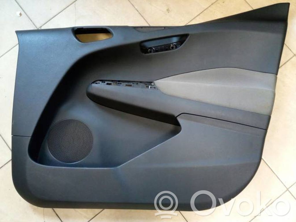 Ford Transit Courier Etuoven verhoilu 