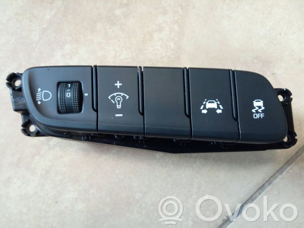 Hyundai i30 Multifunctional control switch/knob 