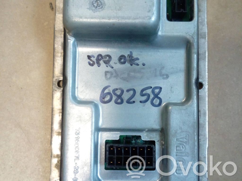 Saab 9-5 Voltage converter/converter module 