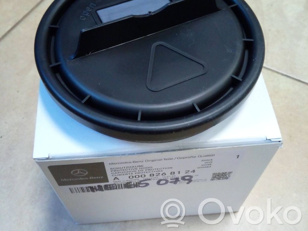 Osłona żarówki lampy przedniej   0008268124,NE65079