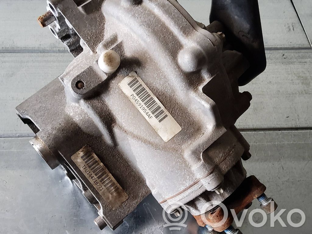 Front differential   P04591954AF,4718771