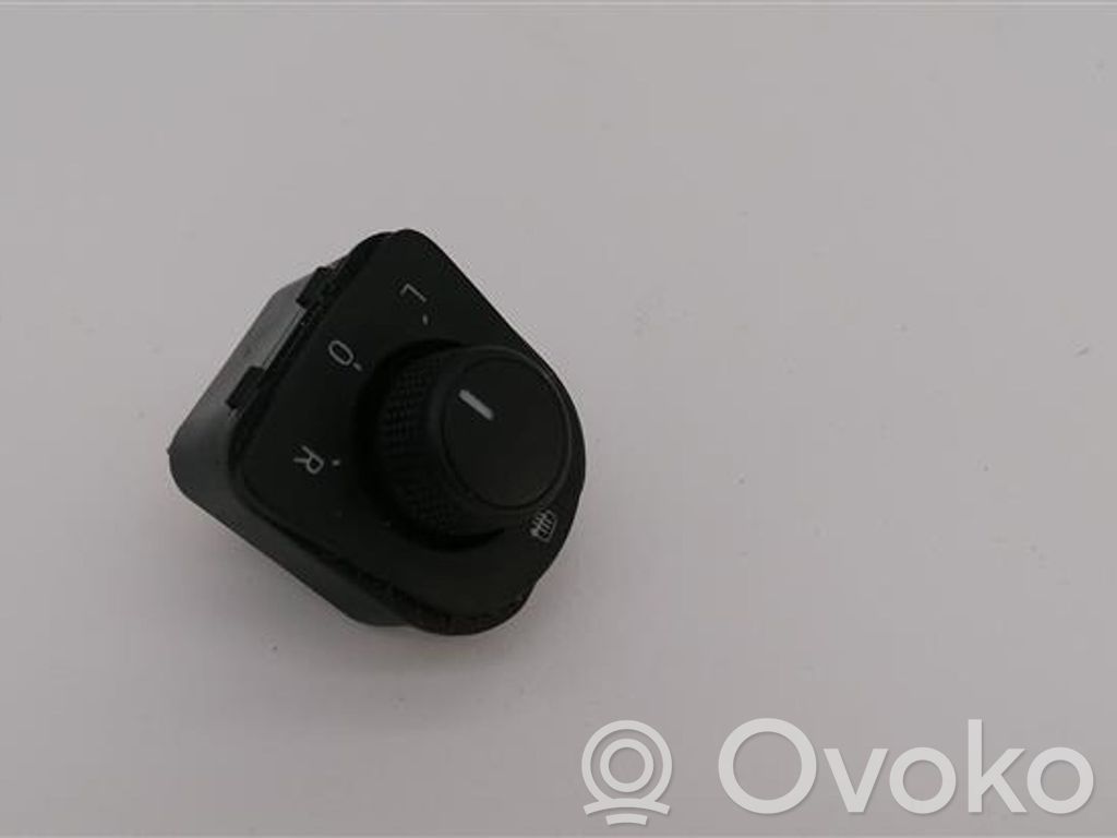 Seat Leon (5F) Wing mirror switch 