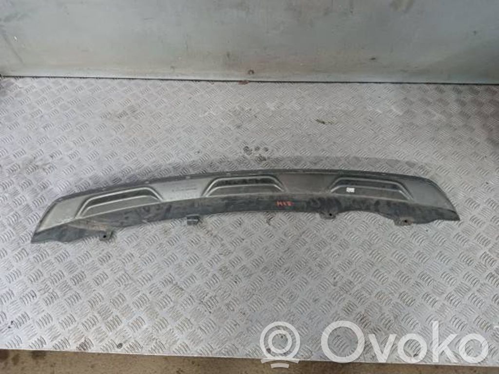Dacia Sandero Listwa dolna zderzaka tylnego 