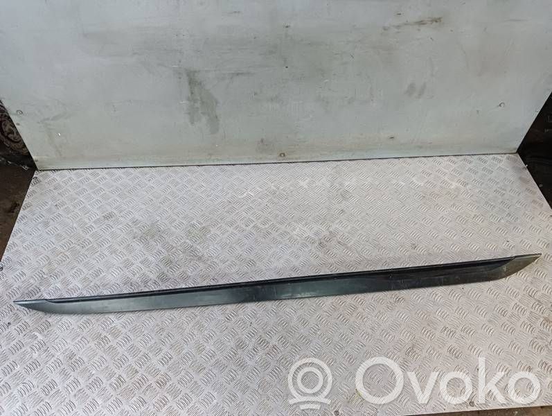 Sill   87764J7700