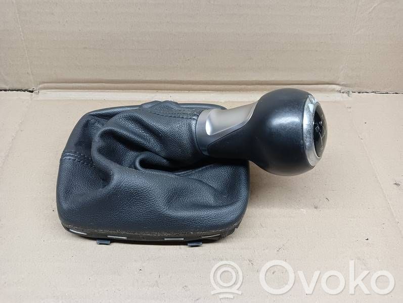 Gear shift rod