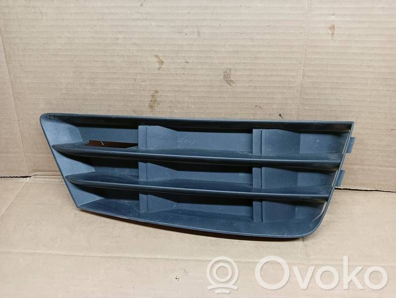 Audi A4 S4 B9 Mascherina inferiore del paraurti anteriore 