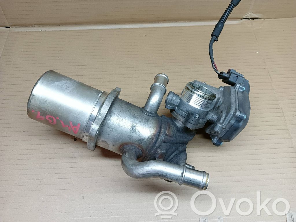 Audi A4 S4 B9 EGR aušintuvas 