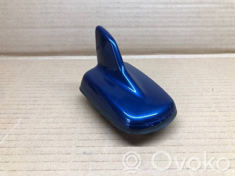 Audi A4 S4 B9 Radion antenni 