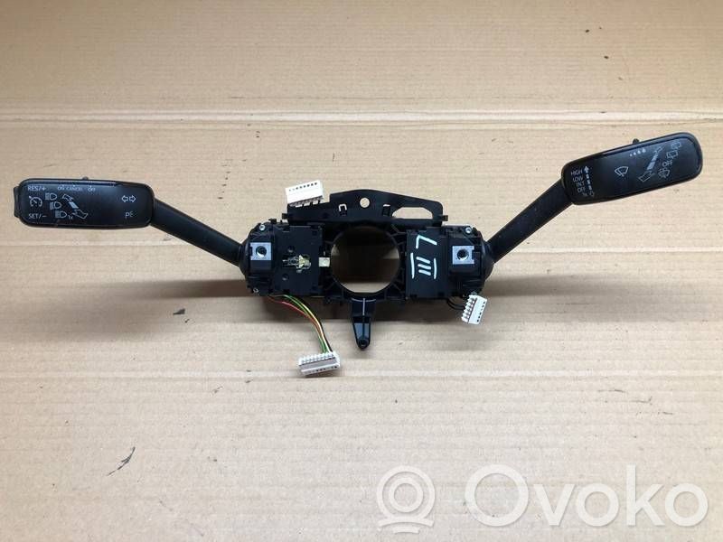Seat Leon (5F) Interruptor/palanca de limpiador de luz de giro 
