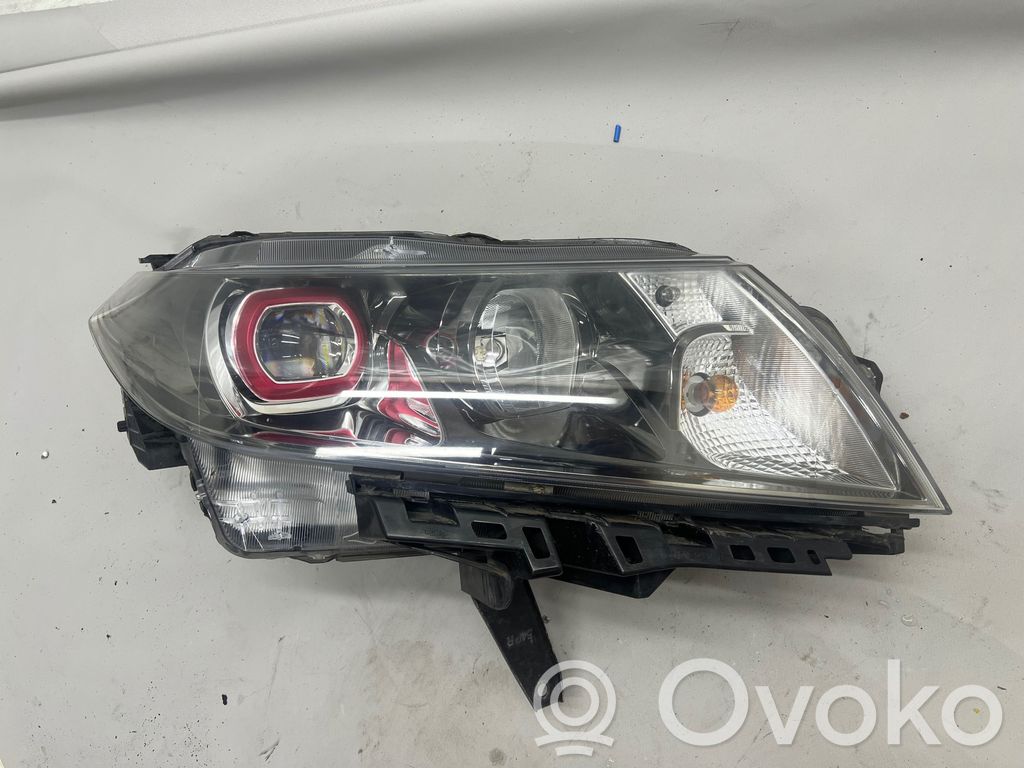 Suzuki Vitara (LY) Headlight/headlamp 